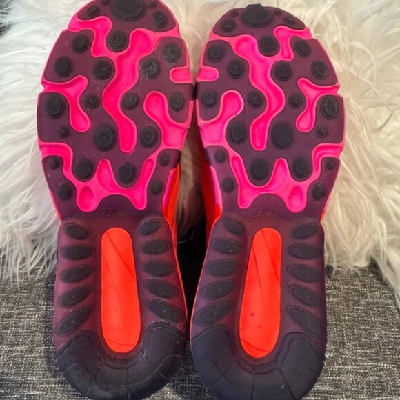 Nike Air Max 270 React in Mystic Red/Pink Blast/Habanero Red/Bright Crimson 8.5 - Picture 9 of 10
